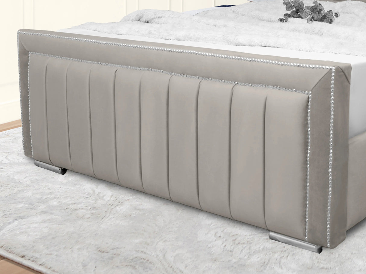 Maison Upholstered Bed