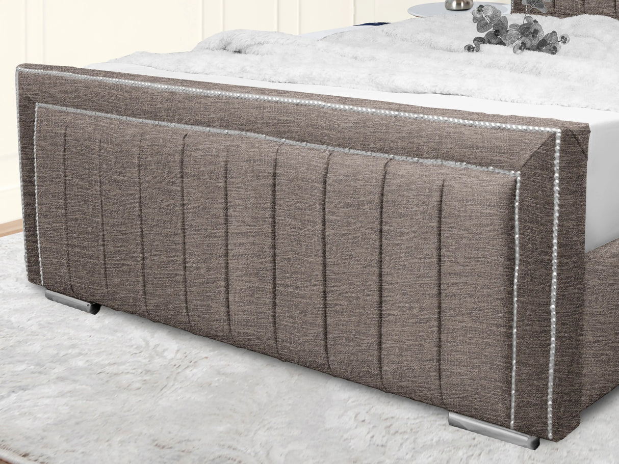 Maison Upholstered Bed