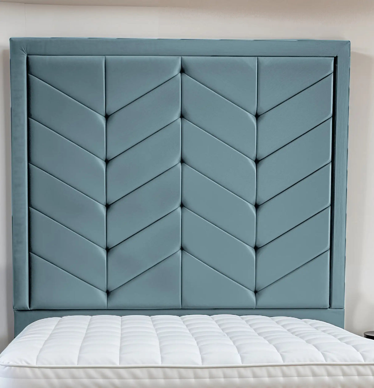 Kendall Upholstered Bed