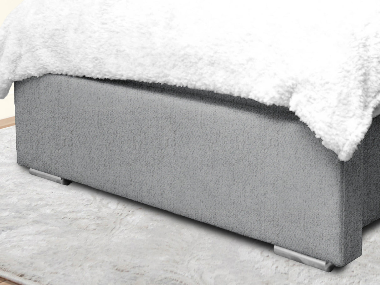 Cierra Wingback Upholstered Bed