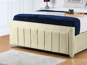 Sierra upholstered Bed