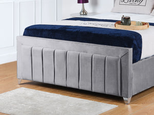 Sierra upholstered Bed