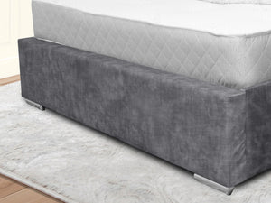 Winchester Upholstered Bed