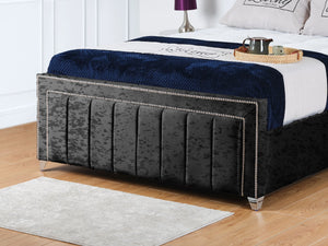 Serena Upholstered bed
