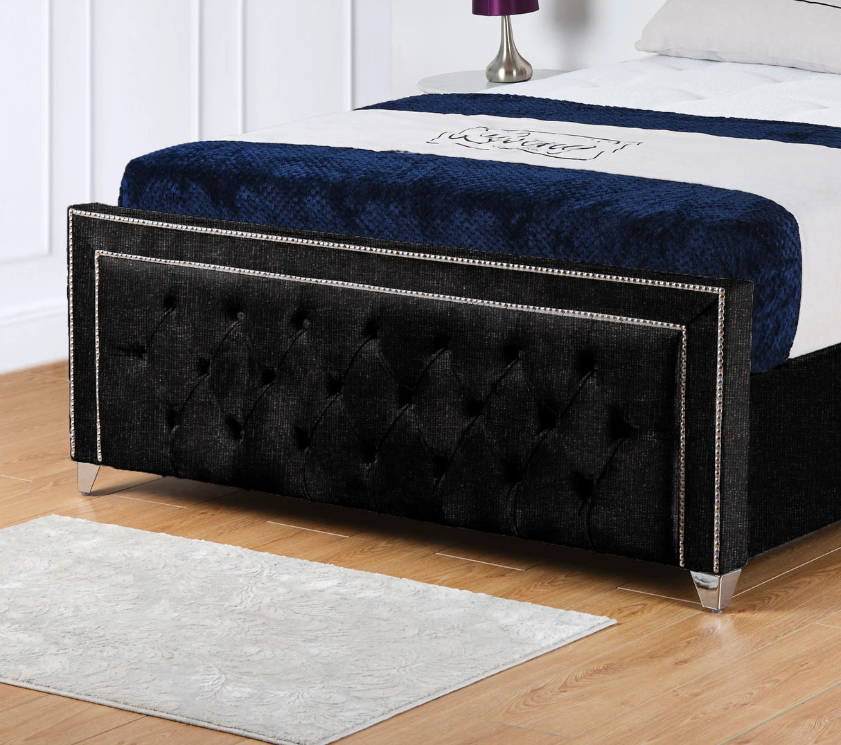 Hamilton Upholstered Bed