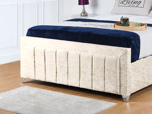 Sierra upholstered Bed
