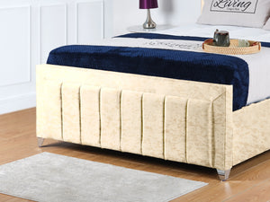 Sierra upholstered Bed