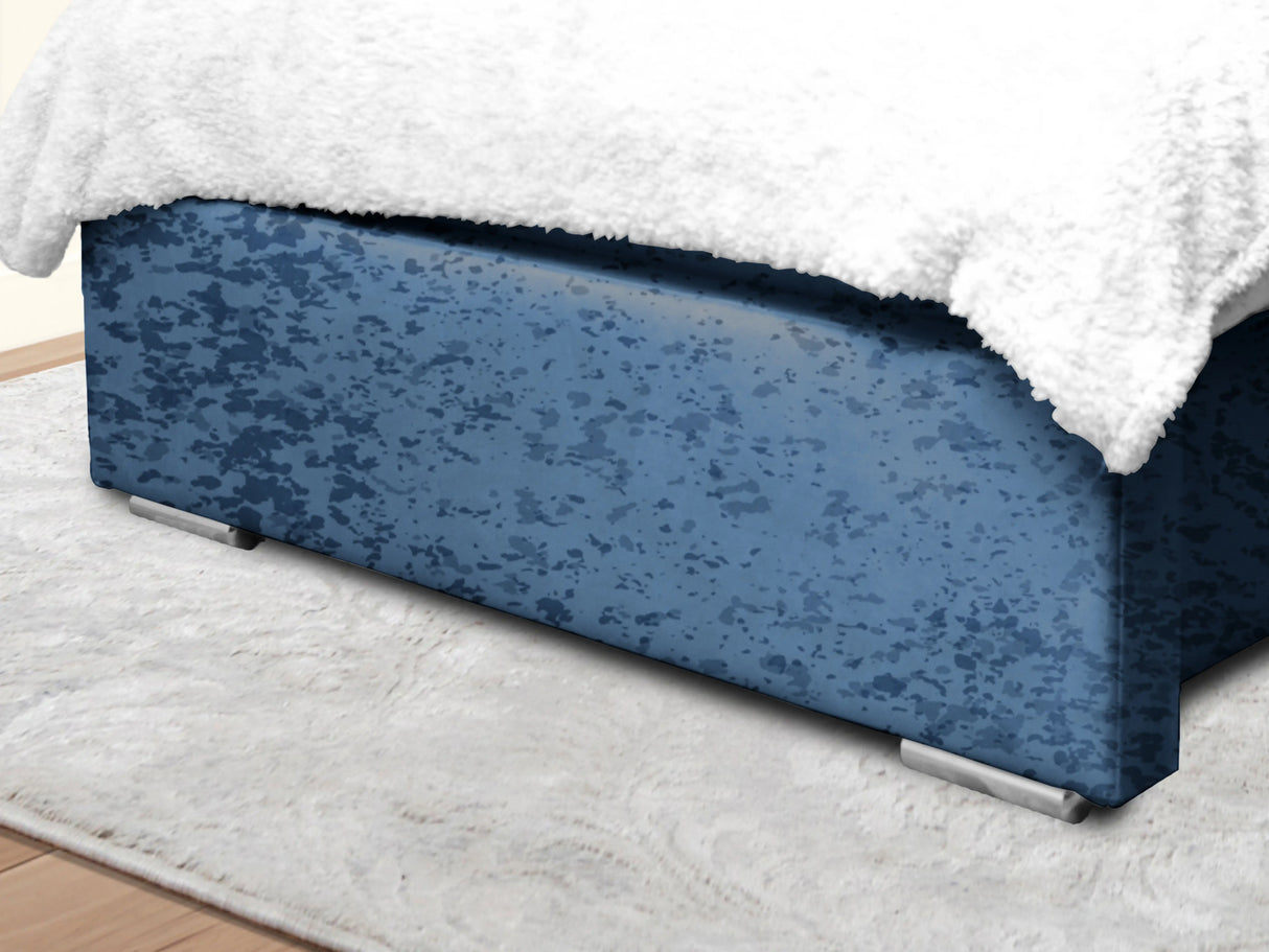 Miri Winged Upholstered Bed