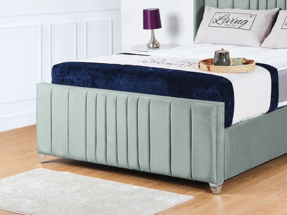 Valencia Lined Wings Upholstered Bed