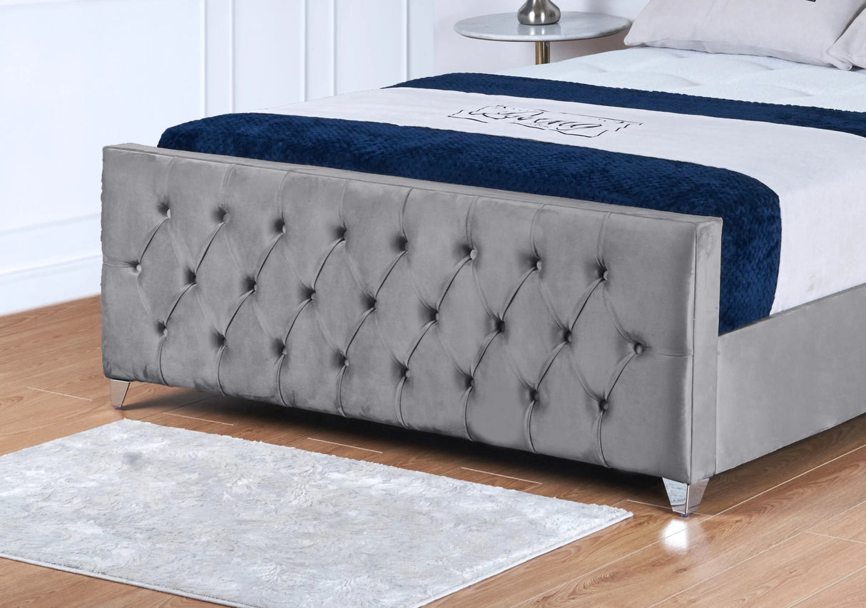 Florida Upholstered bed