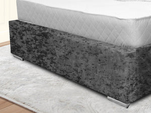 Winchester Upholstered Bed