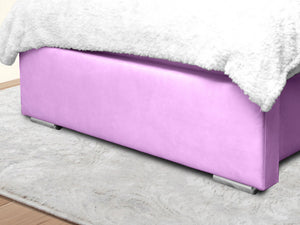 Miri Winged Upholstered Bed
