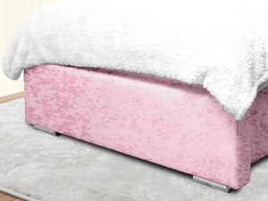 Miri Winged Upholstered Bed