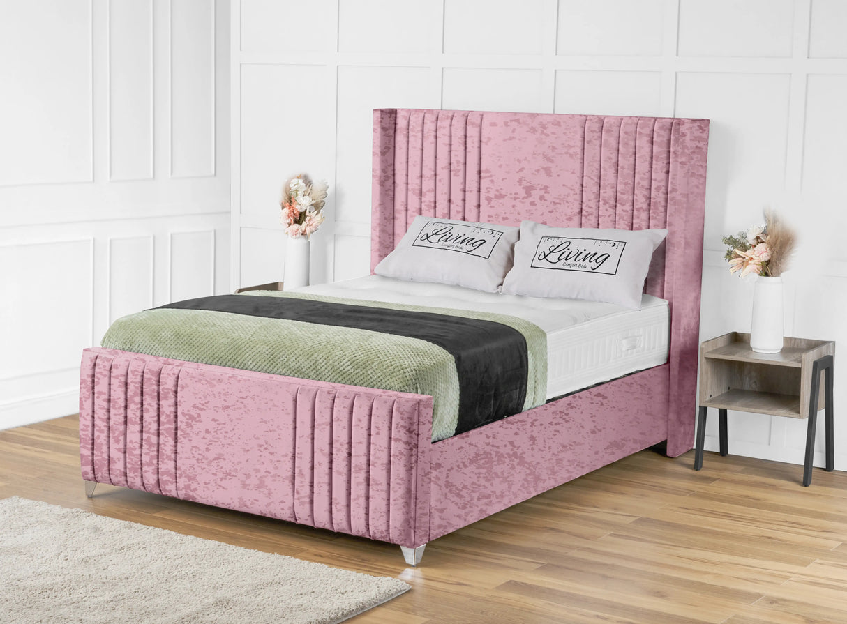 Elise lined winged Upholstered Bed