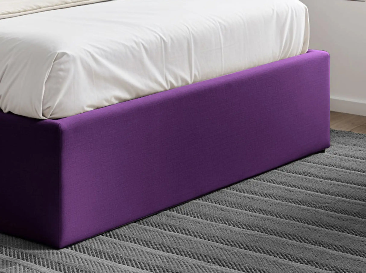Munich Upholstered Bed