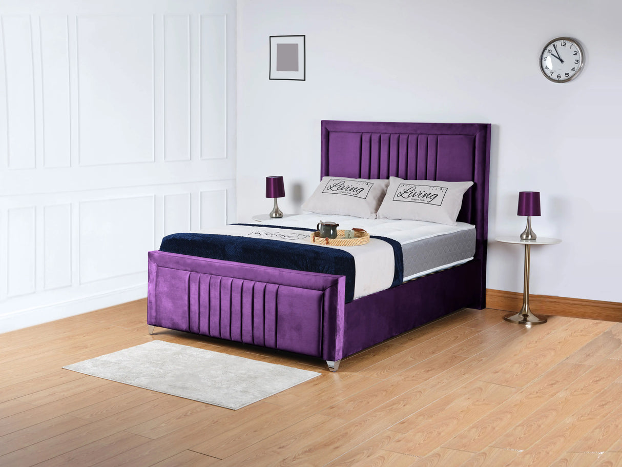 Cannas upholstered bed