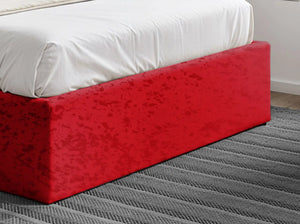 Munich Upholstered Bed