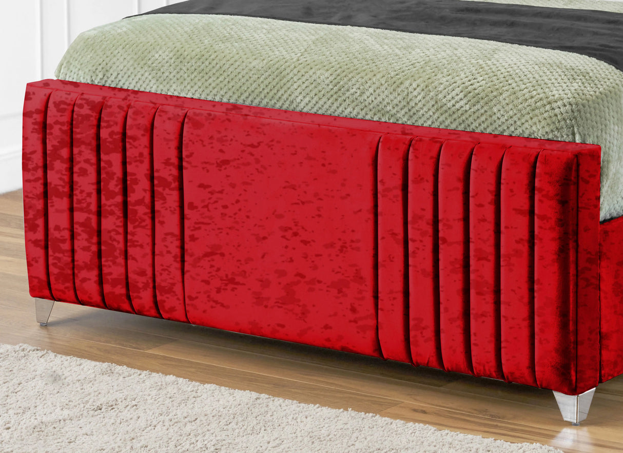 Elise lined winged Upholstered Bed