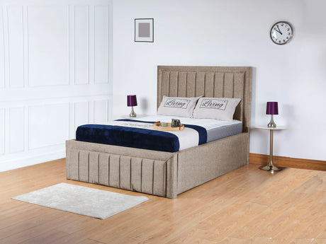 Grand panel Upholstered bed