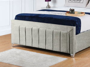 Sierra upholstered Bed