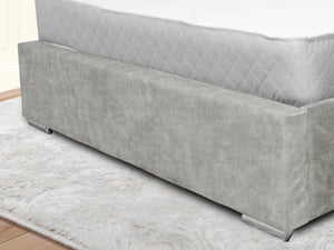 Winchester Upholstered Bed