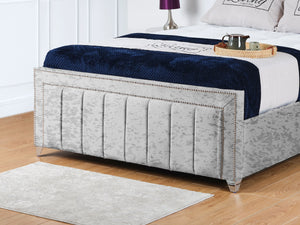 Serena Upholstered bed