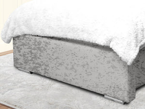 Miri Winged Upholstered Bed