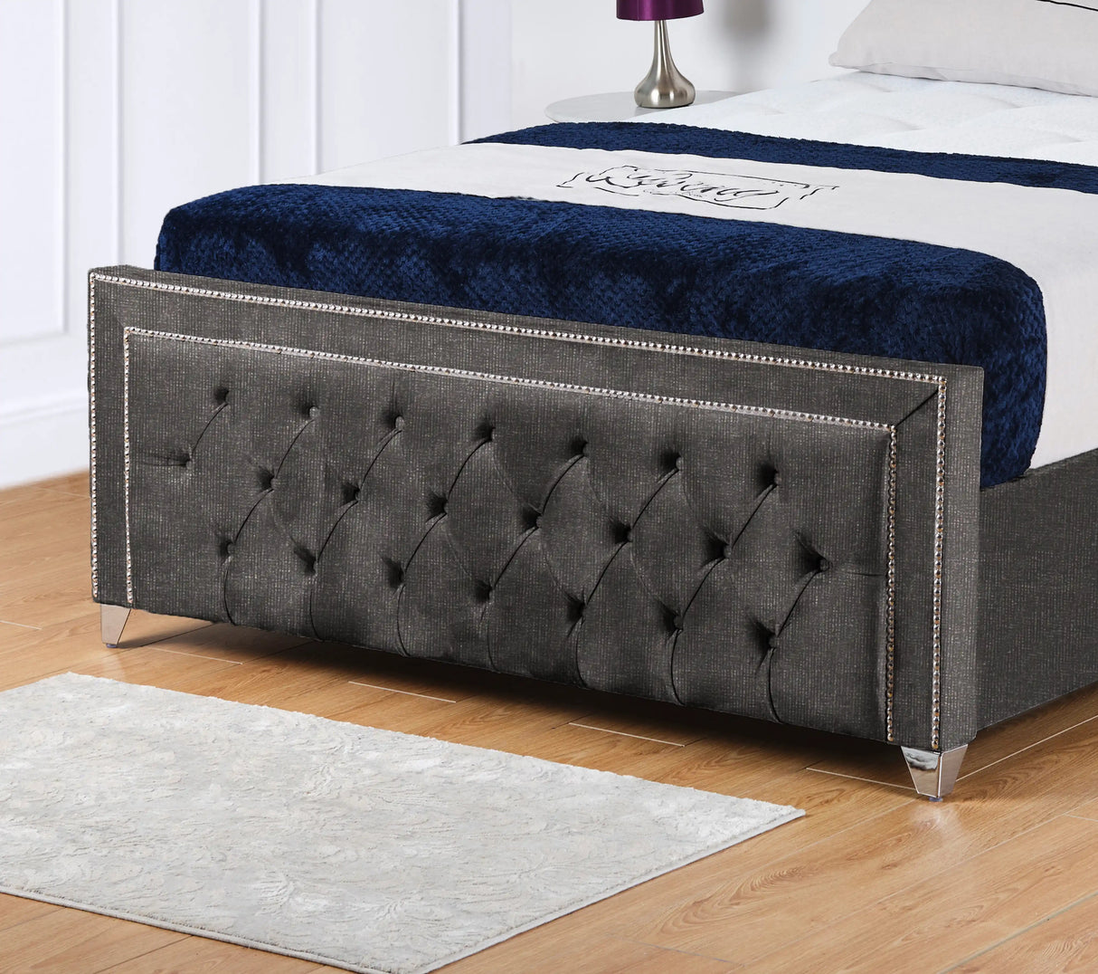 Hamilton Upholstered Bed