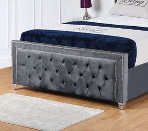 Hamilton Upholstered Bed
