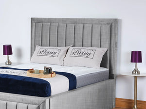 Grand panel Upholstered bed