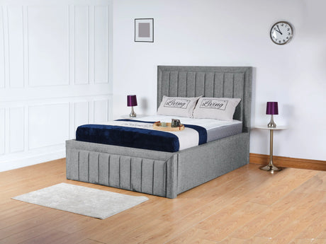 Grand panel Upholstered bed