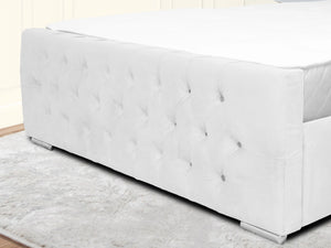 Kendall Winged Upholstered Bed