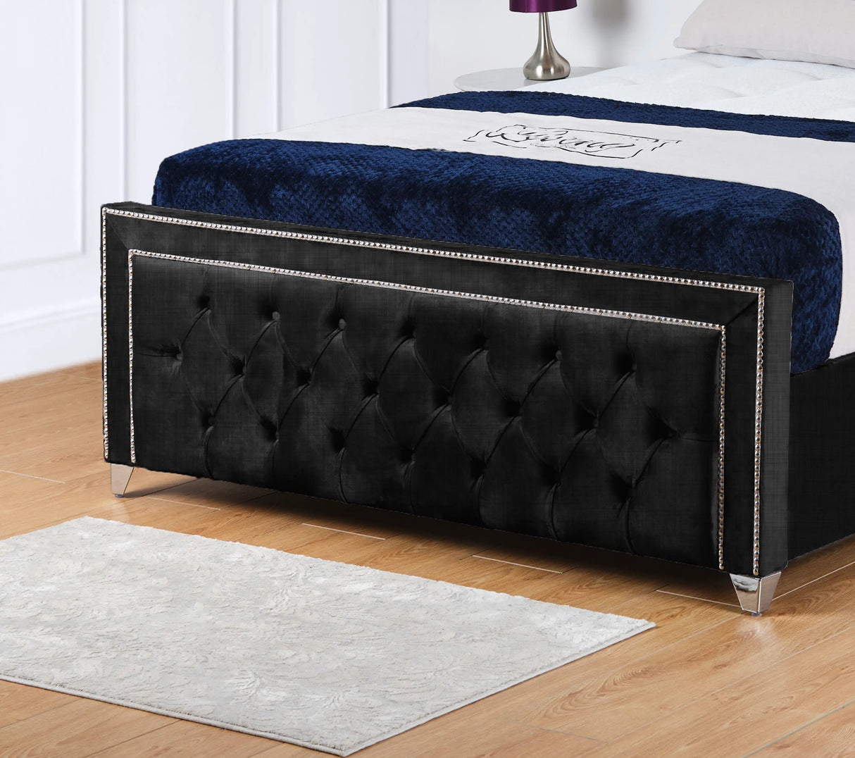 Hamilton Upholstered Bed