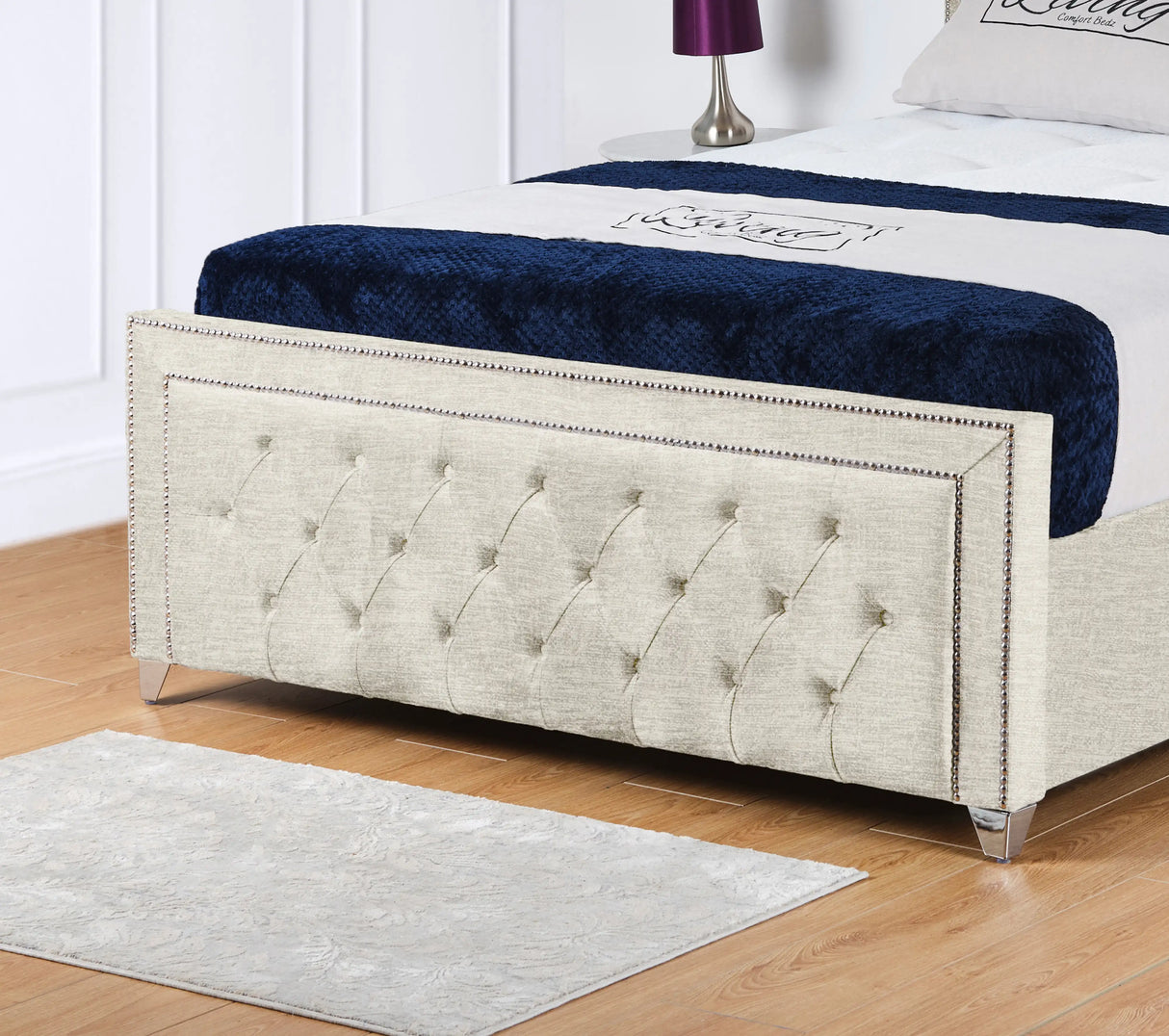 Hamilton Upholstered Bed