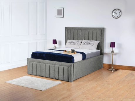 Grand panel Upholstered bed