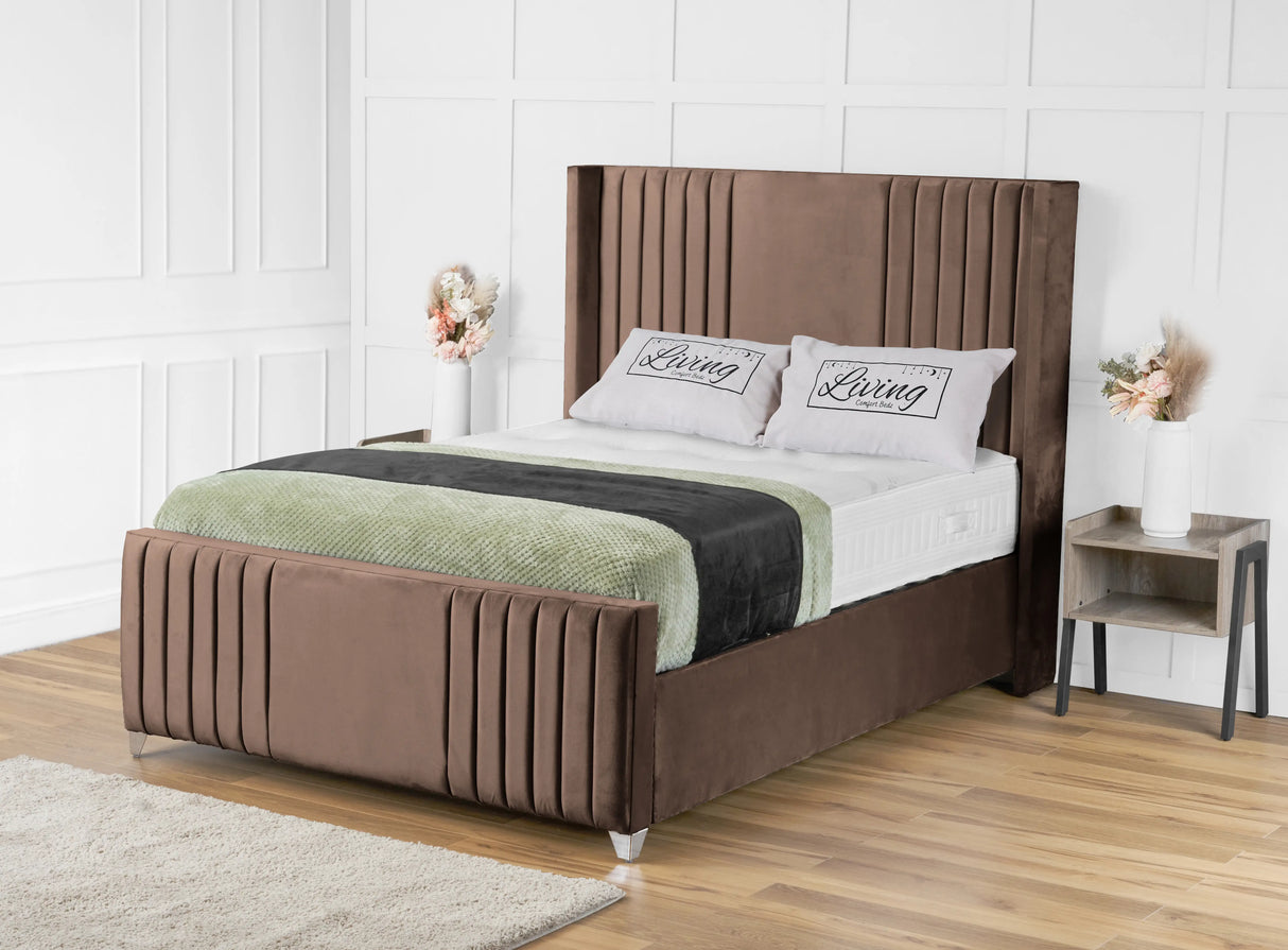 Elise lined winged Upholstered Bed