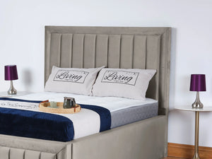 Grand panel Upholstered bed