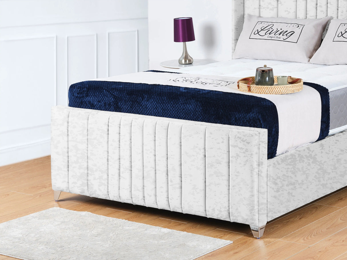 Valencia Lined Wings Upholstered Bed