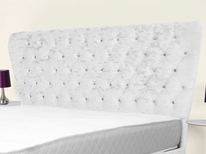 Kendall Winged Upholstered Bed